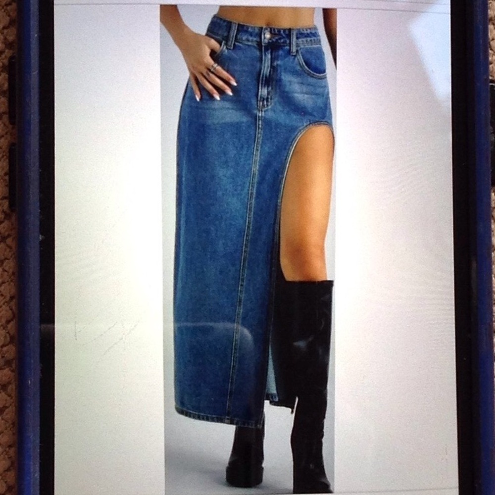 🔥🔥 Princess Polly XX - 'PPDNM' Denim Maxi Skirt